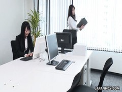 Ufficio in giappone lesbiche Megumi Shino ama niente di buono cunnilingio